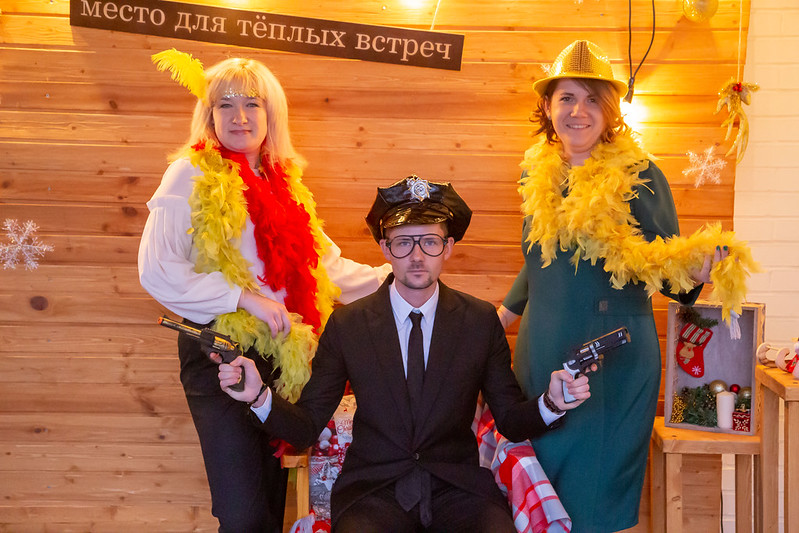Форматы празднования новогоднего корпоратива в generalCities.Online: от классики до креатива
